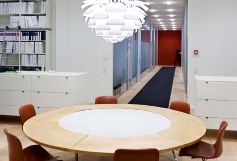 bruun og hjejle mødebord og gang, Fraster filt tæppe